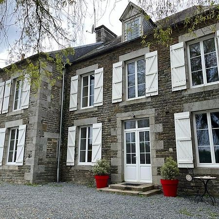 La Maison Des Amis En Normandie Pontfarcy Esterno foto
