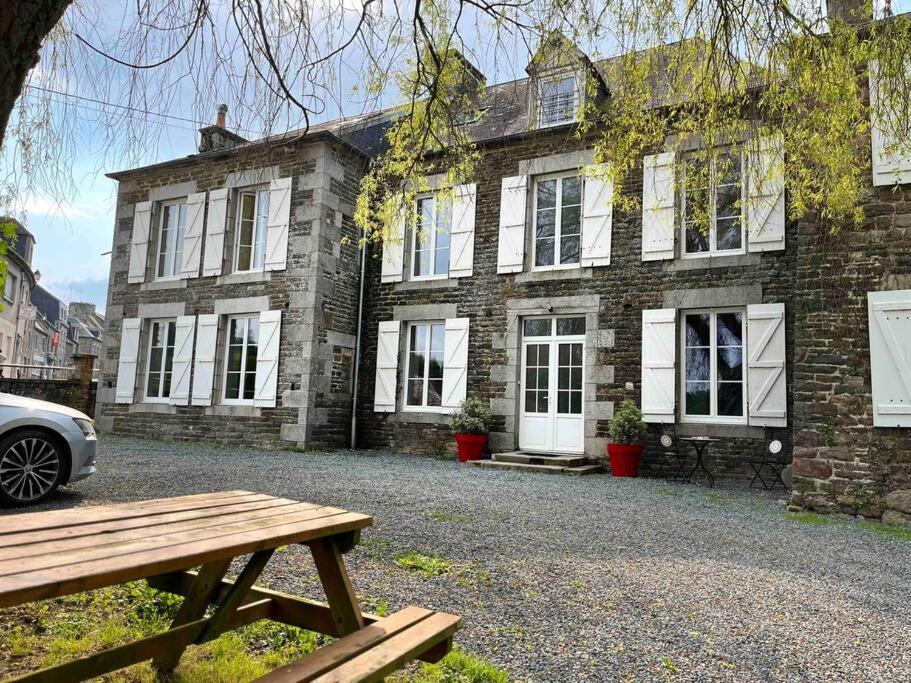 La Maison Des Amis En Normandie Pontfarcy Esterno foto