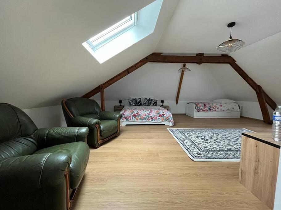 La Maison Des Amis En Normandie Pontfarcy Esterno foto